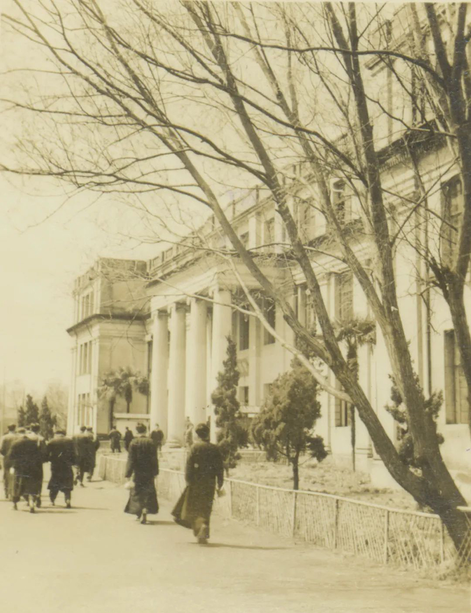 华东师大70年:从"华夏"走来,向江河奔去-华东师范大学